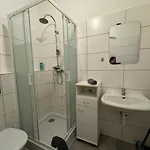Apartment New Flat For 7 Special Price Per Month 4 Zeitz