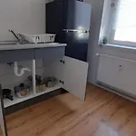 New Flat For 7 Special Price Per Month 4 * Zeitz