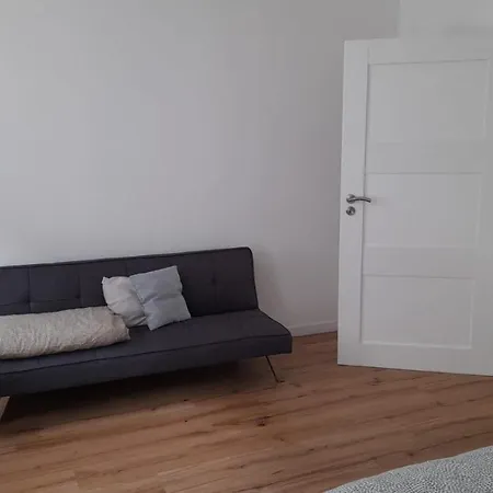 New Flat For 7 Special Price Per Month 4 Apartman *