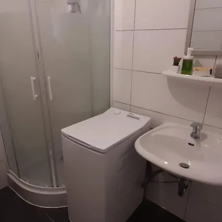 New Flat For 7 Special Price Per Month 4 Apartament