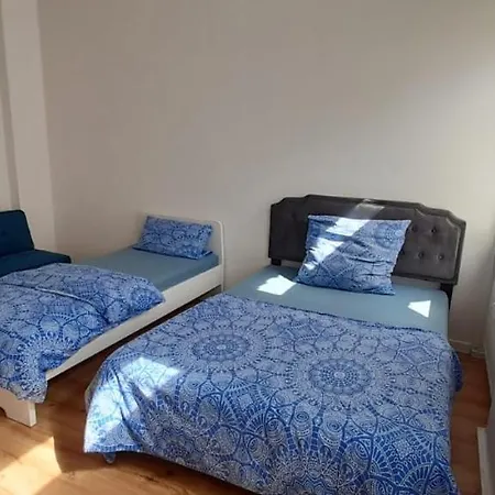 New Flat For 7 Special Price Per Month 4 Apartament Zeitz