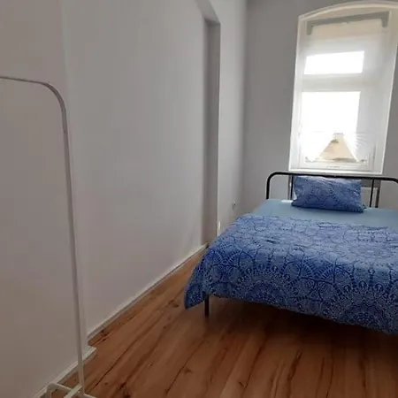 Apartman New Flat For 7 Special Price Per Month 4 Zeitz
