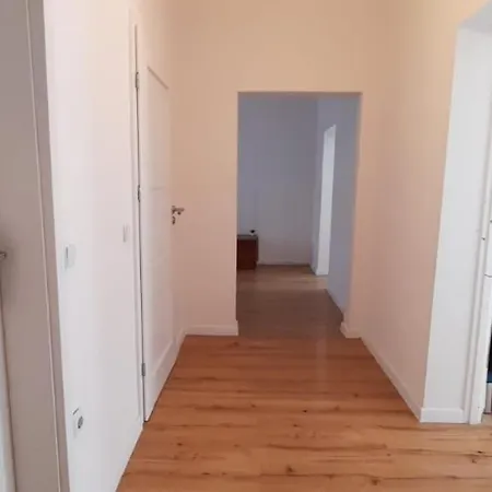 New Flat For 7 Special Price Per Month 4 * Zeitz