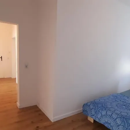 Apartman New Flat For 7 Special Price Per Month 4 *