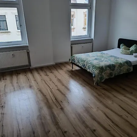 New Flat For 7 Special Price Per Month 4 Apartament Zeitz