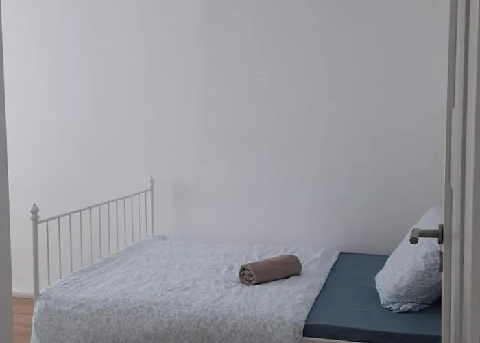 New Flat For 7 Special Price Per Month 4 * Zeitz