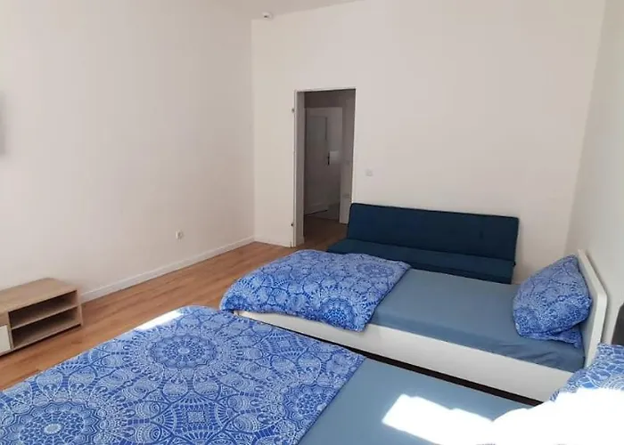 New Flat For 7 Special Price Per Month 4 Zeitz