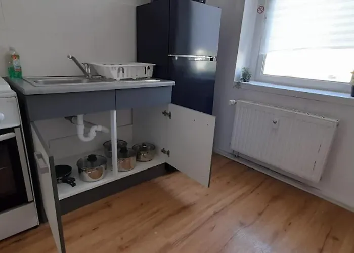 New Flat For 7 Special Price Per Month 4 * Zeitz