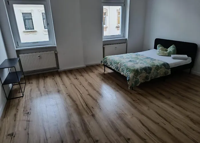 New Flat For 7 Special Price Per Month 4 Lägenhet Zeitz