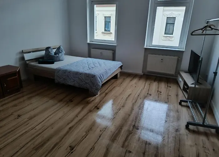 New Flat For 7 Special Price Per Month 4 Lägenhet Zeitz