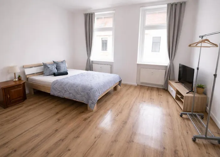 New Flat For 7 Special Price Per Month 4 Διαμέρισμα *